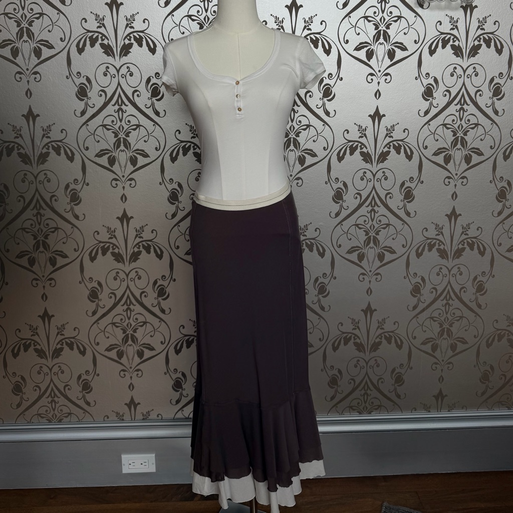 Elegant Brown And White Ruffle Hem Skirt